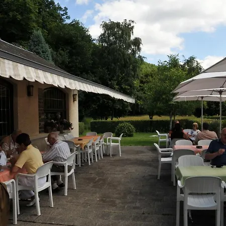 Auberge de jeunesse Du Lac *